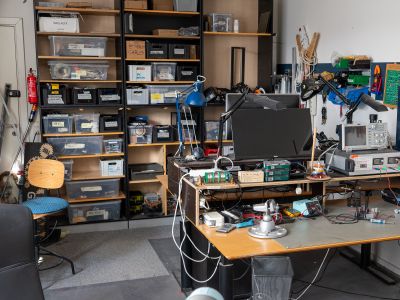 Electronics gallery image 1